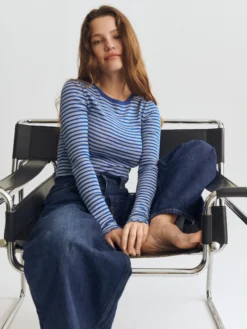 Bluse med bølgekanter i merinould/silke til kvinder