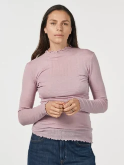 Bluse med hulmønster i merinould/silke til kvinder