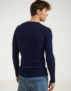 Bluse med knapper i merinould til mænd