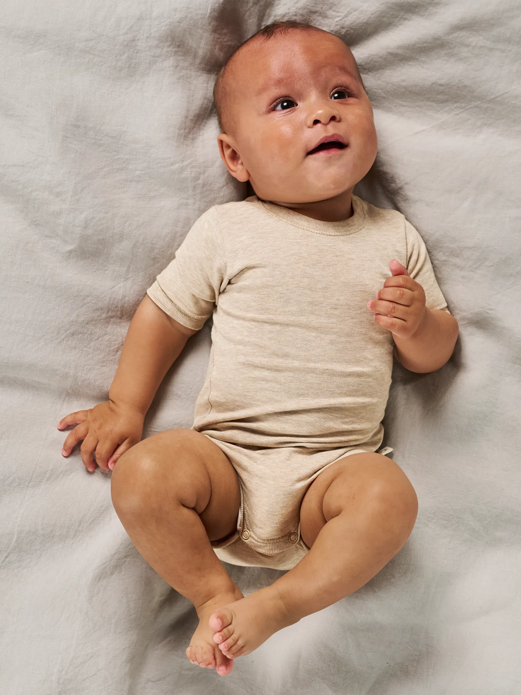 Body med korte ærmer i bomuld til baby