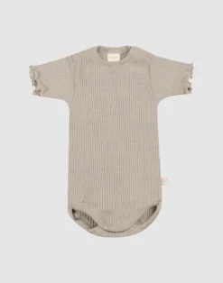Body med korte ærmer i merinould til baby