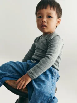 Body med lange ærmer i merinould til baby