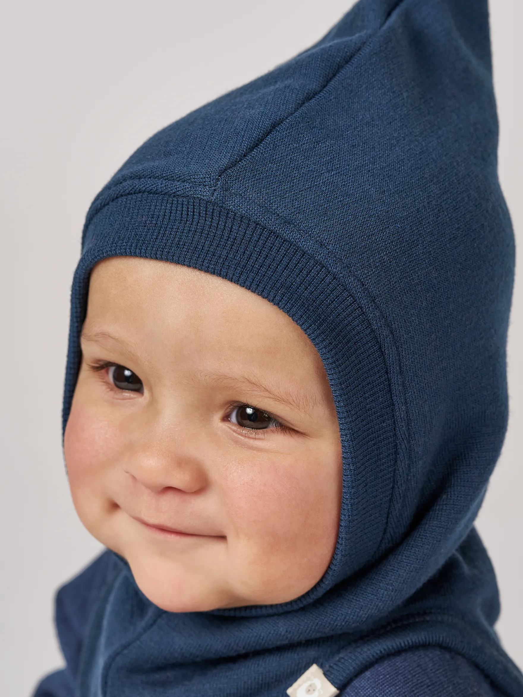 Elefanthue i merinouldfrotté til baby