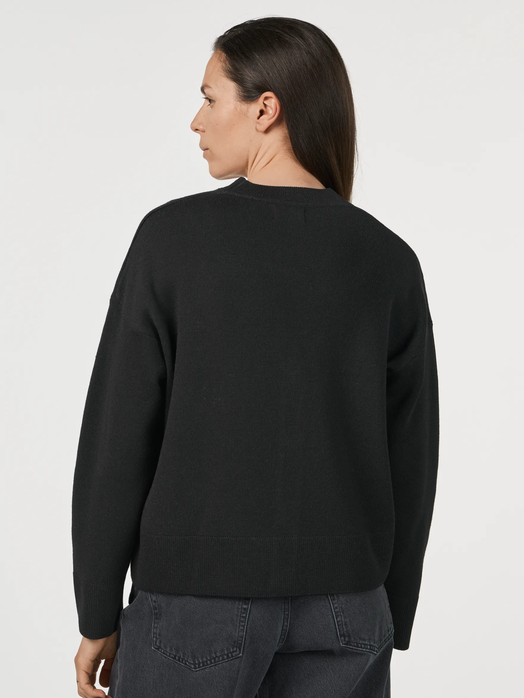 Kort cardigan i merinould til kvinder