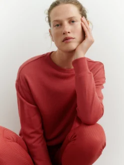 Kort sweatshirt i merinould til kvinder