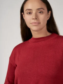 Løstsiddende crew neck i merinould til kvinder