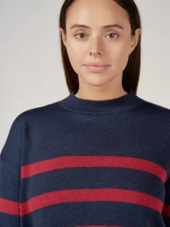 Løstsiddende crew neck i merinould til kvinder
