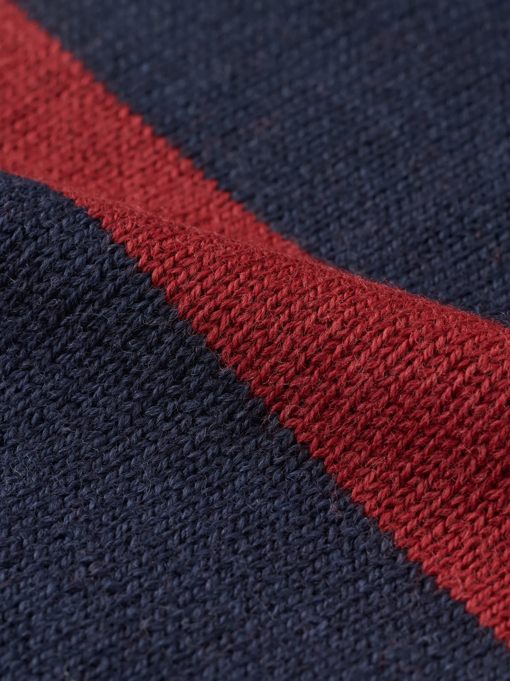 Løstsiddende crew neck i merinould til kvinder