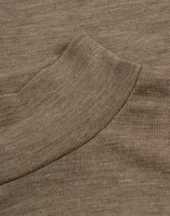 Plus size bluse med høj hals i merinould til kvinder