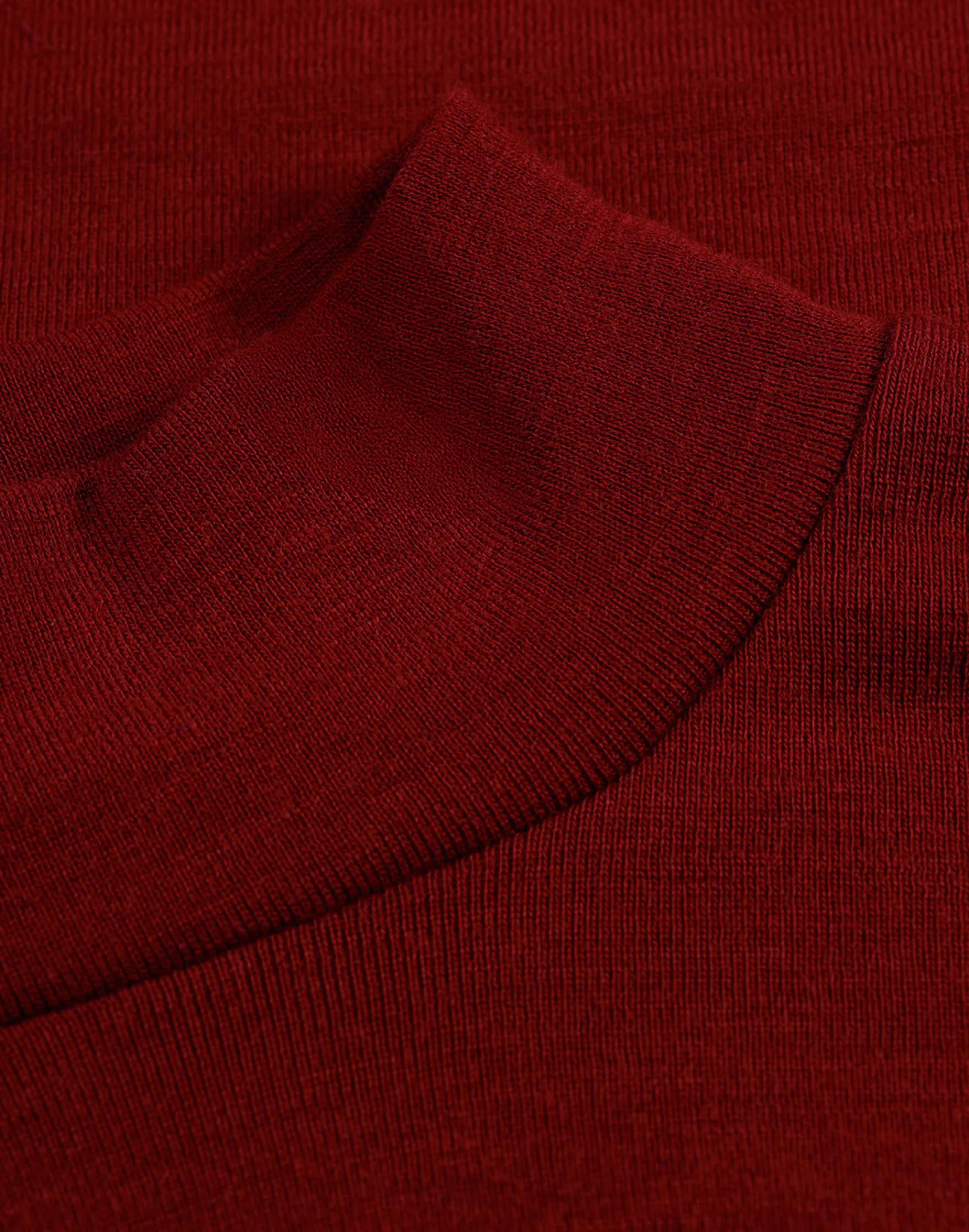 Plus size bluse med høj hals i merinould til kvinder