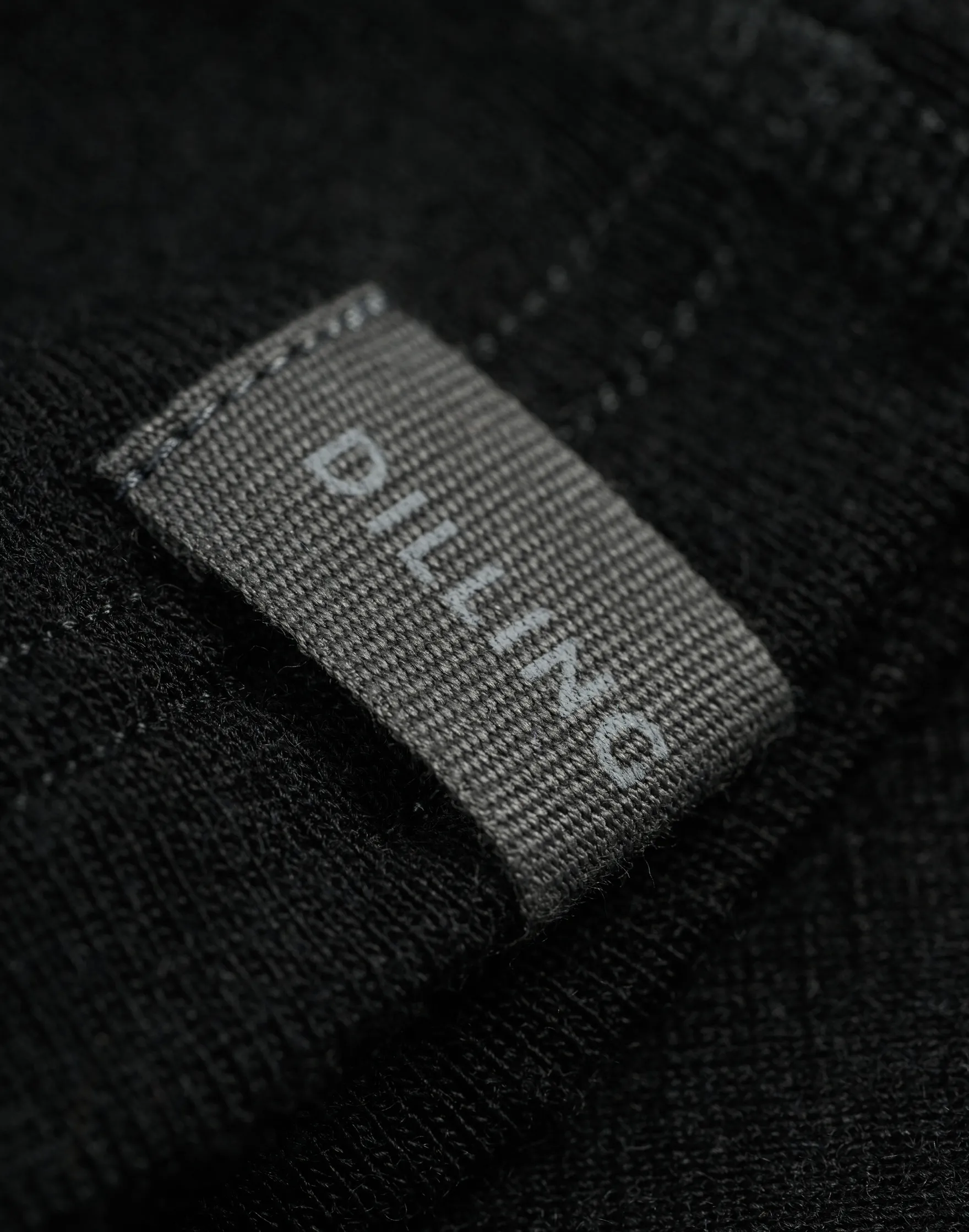 Plus size bluse med høj hals i merinould til kvinder