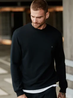 Sweatshirt i merinould til mænd.
