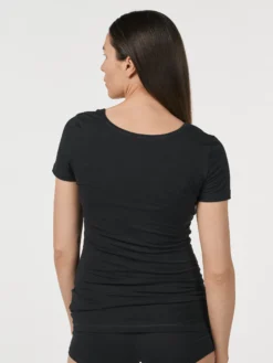 T-shirt I bomuld til kvinder