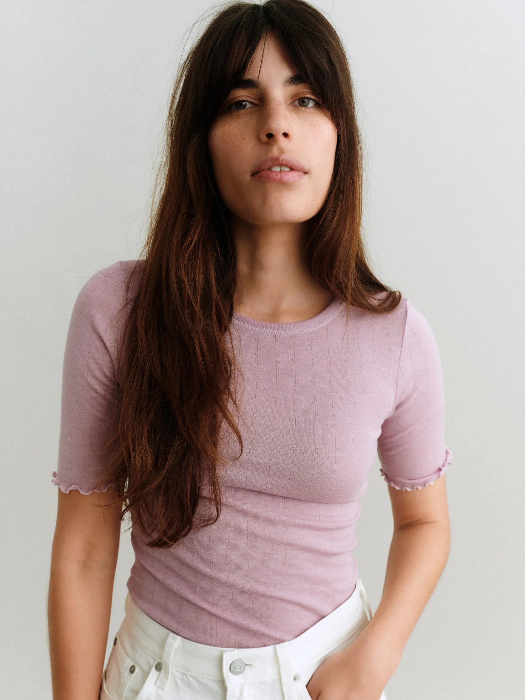 T-shirt med hulmønster i merinould/silke til kvinder