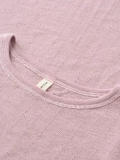 T-shirt med hulmønster i merinould/silke til kvinder