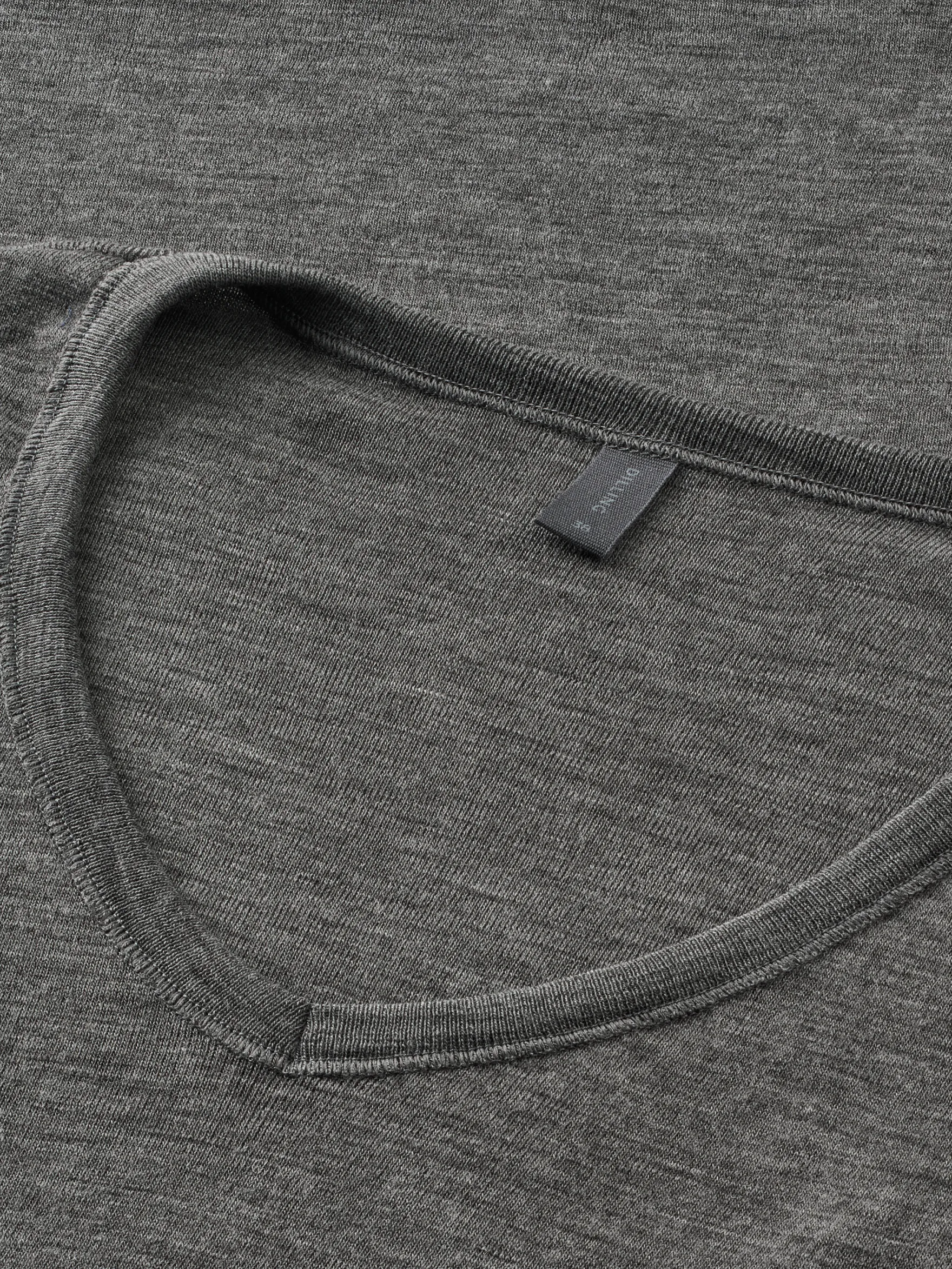 T-shirt med V-hals i merinould til kvinder